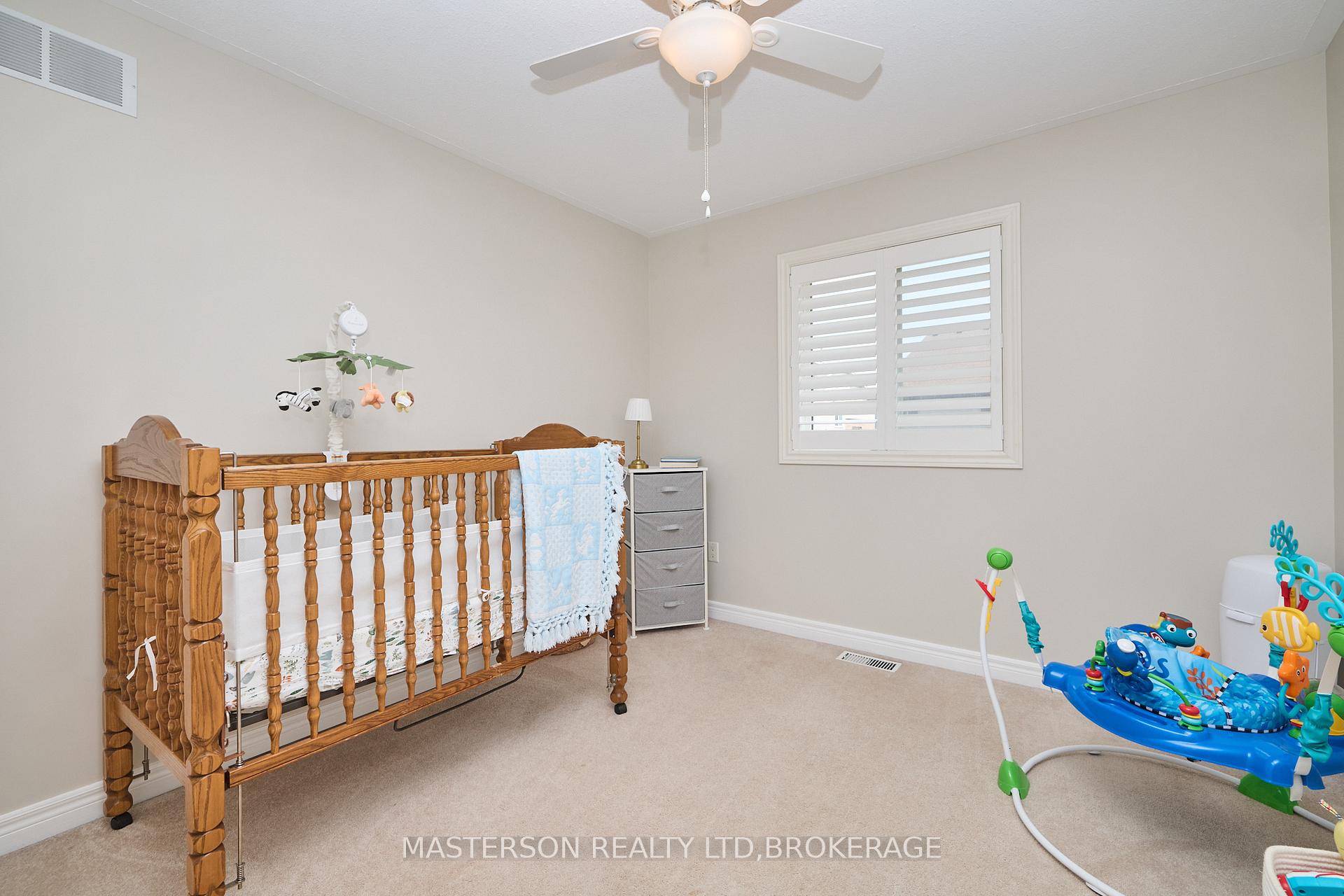 Photo 18 of 6906 Kelly Drive, Niagara Falls, Forestview — HOMEH