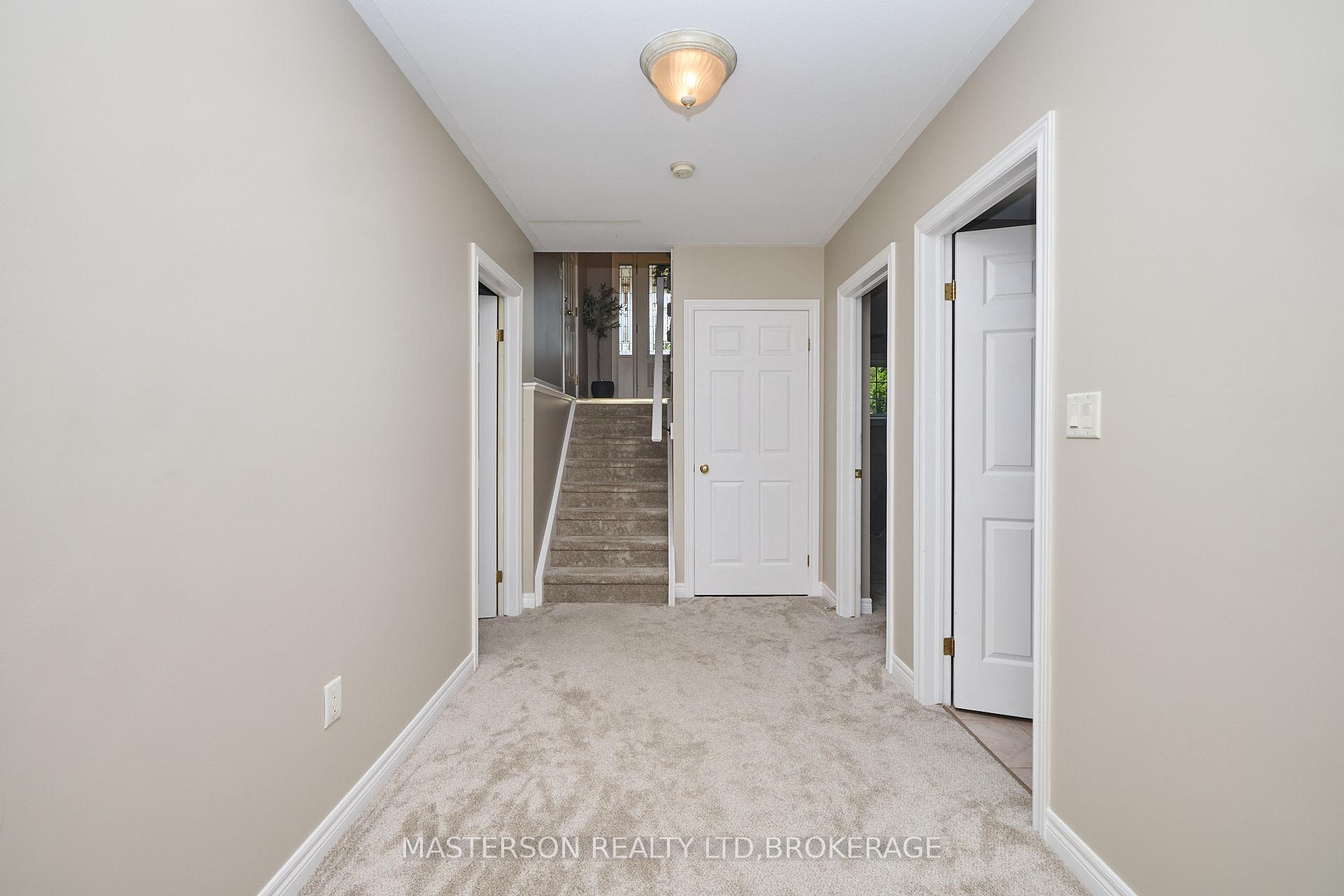 Photo 19 of 6906 Kelly Drive, Niagara Falls, Forestview — HOMEH