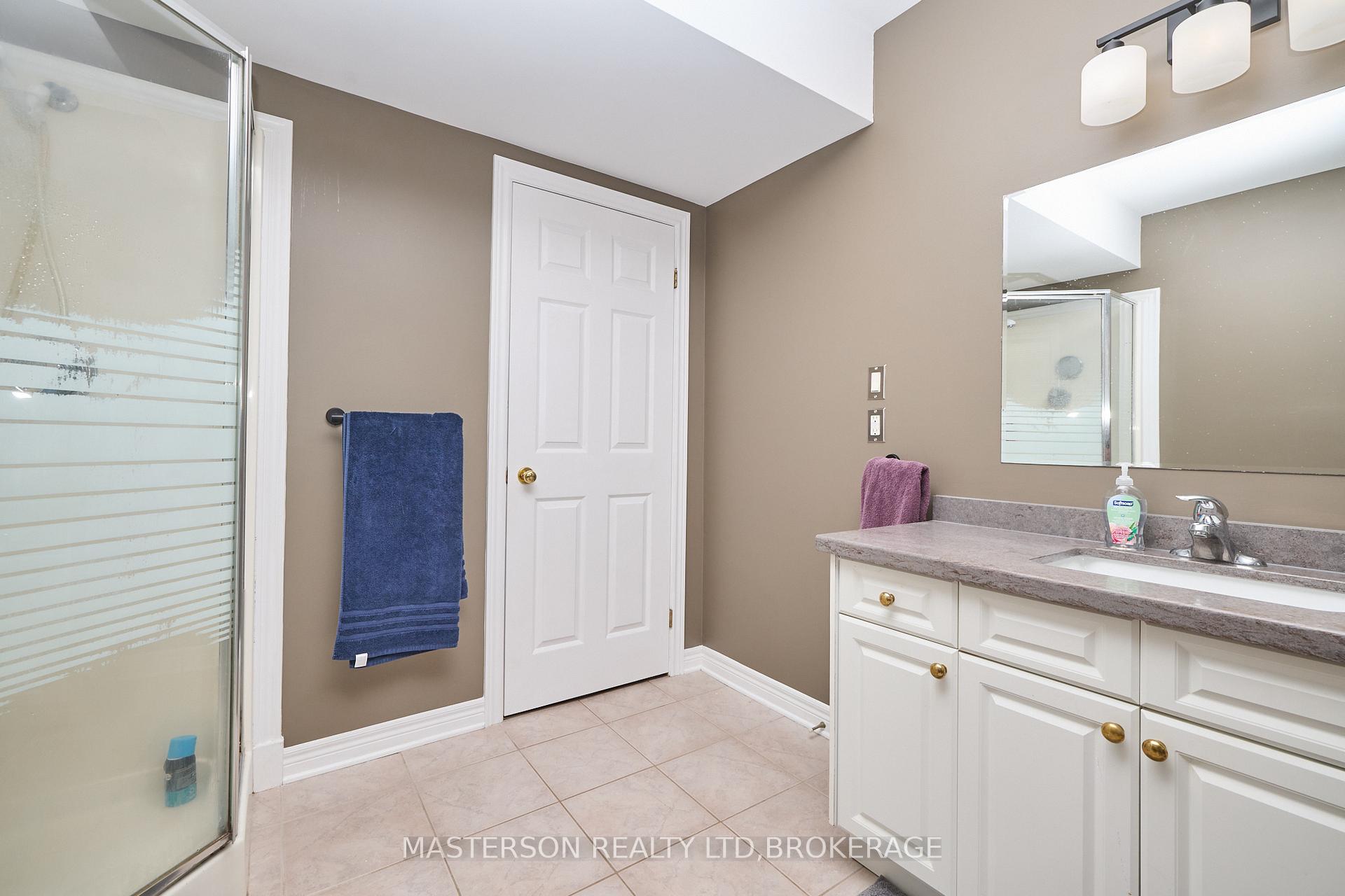 Photo 23 of 6906 Kelly Drive, Niagara Falls, Forestview — HOMEH