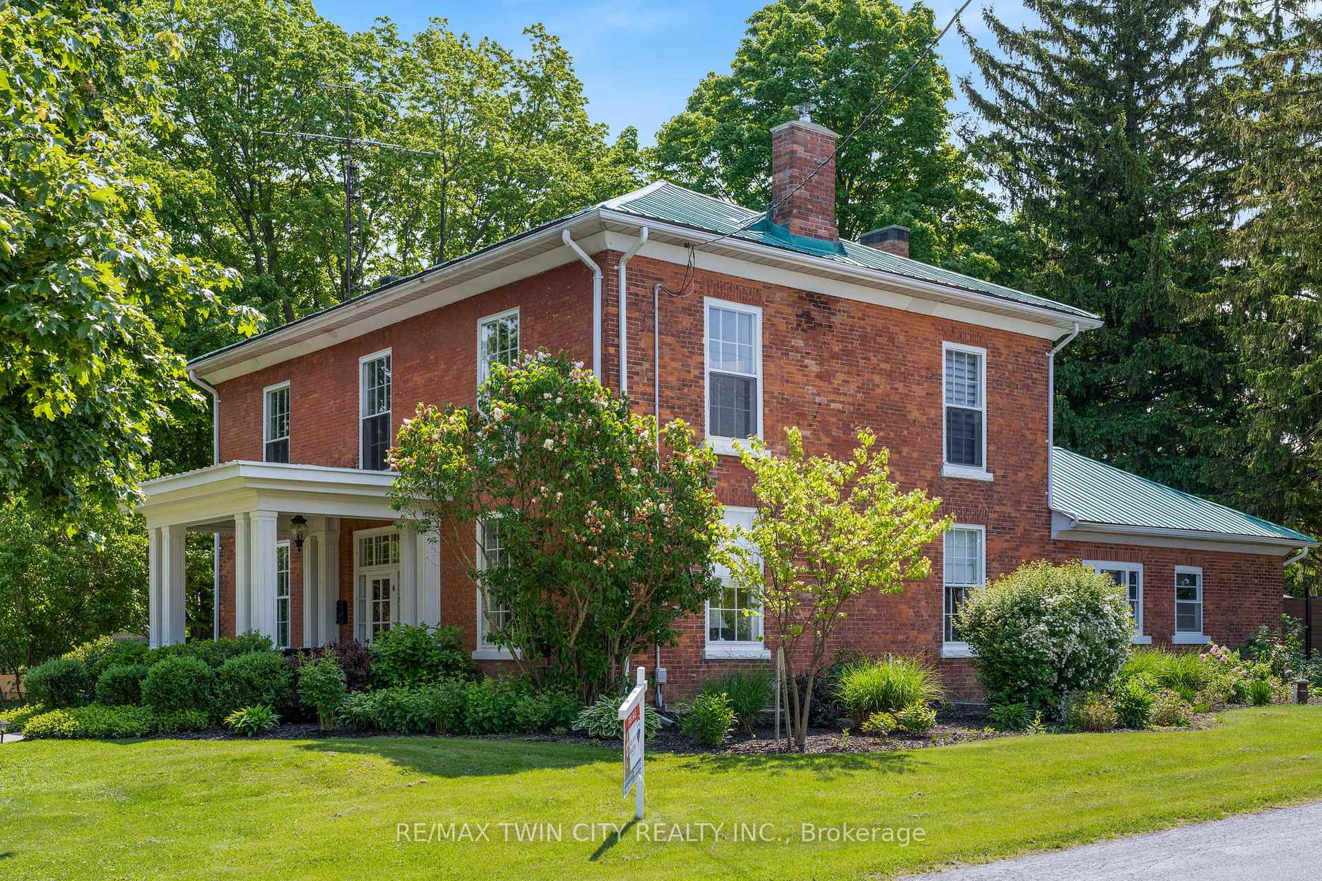 Photo 4 of 4 Murray Street W, Norfolk, Vittoria — HOMEH