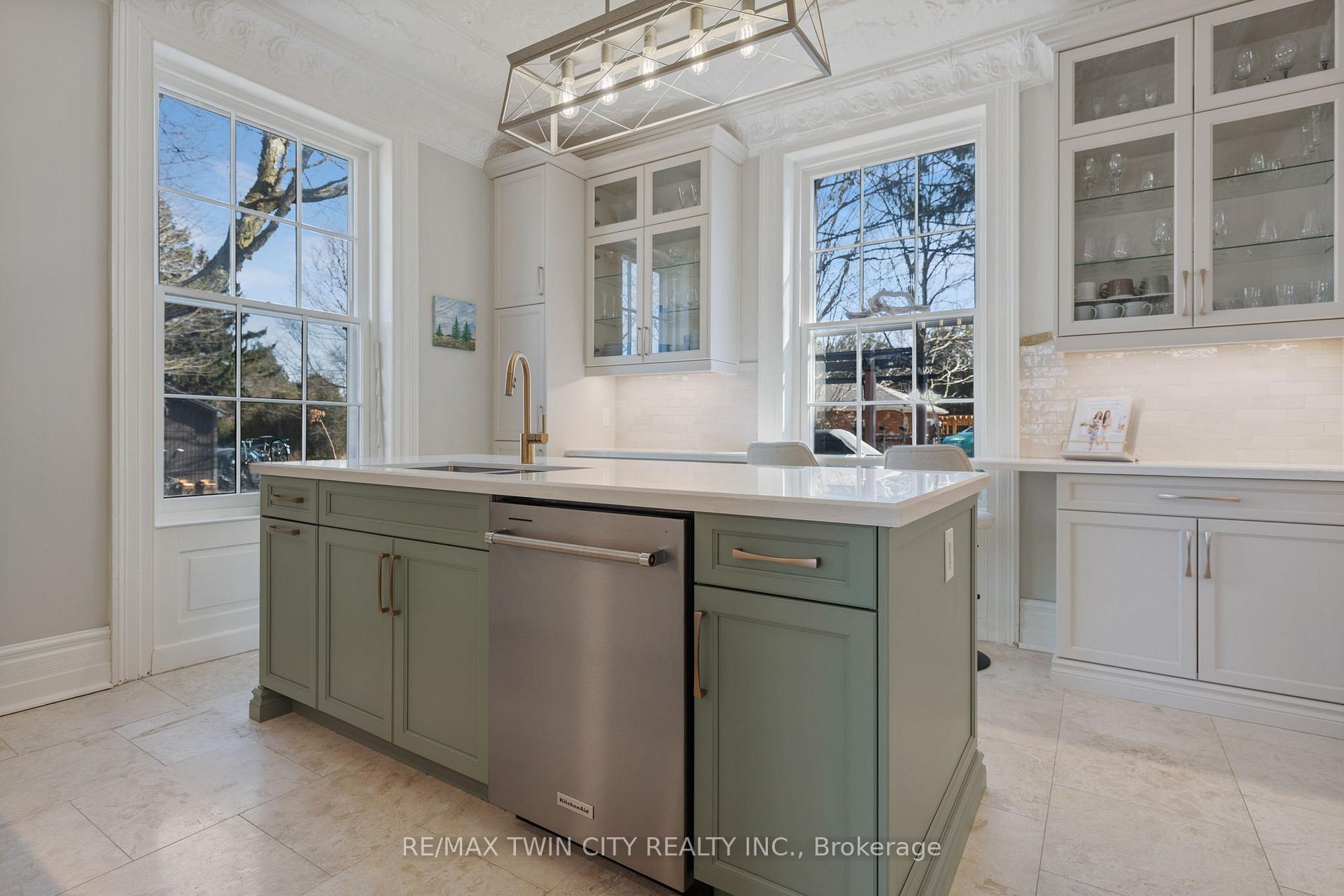 Photo 15 of 4 Murray Street W, Norfolk, Vittoria — HOMEH
