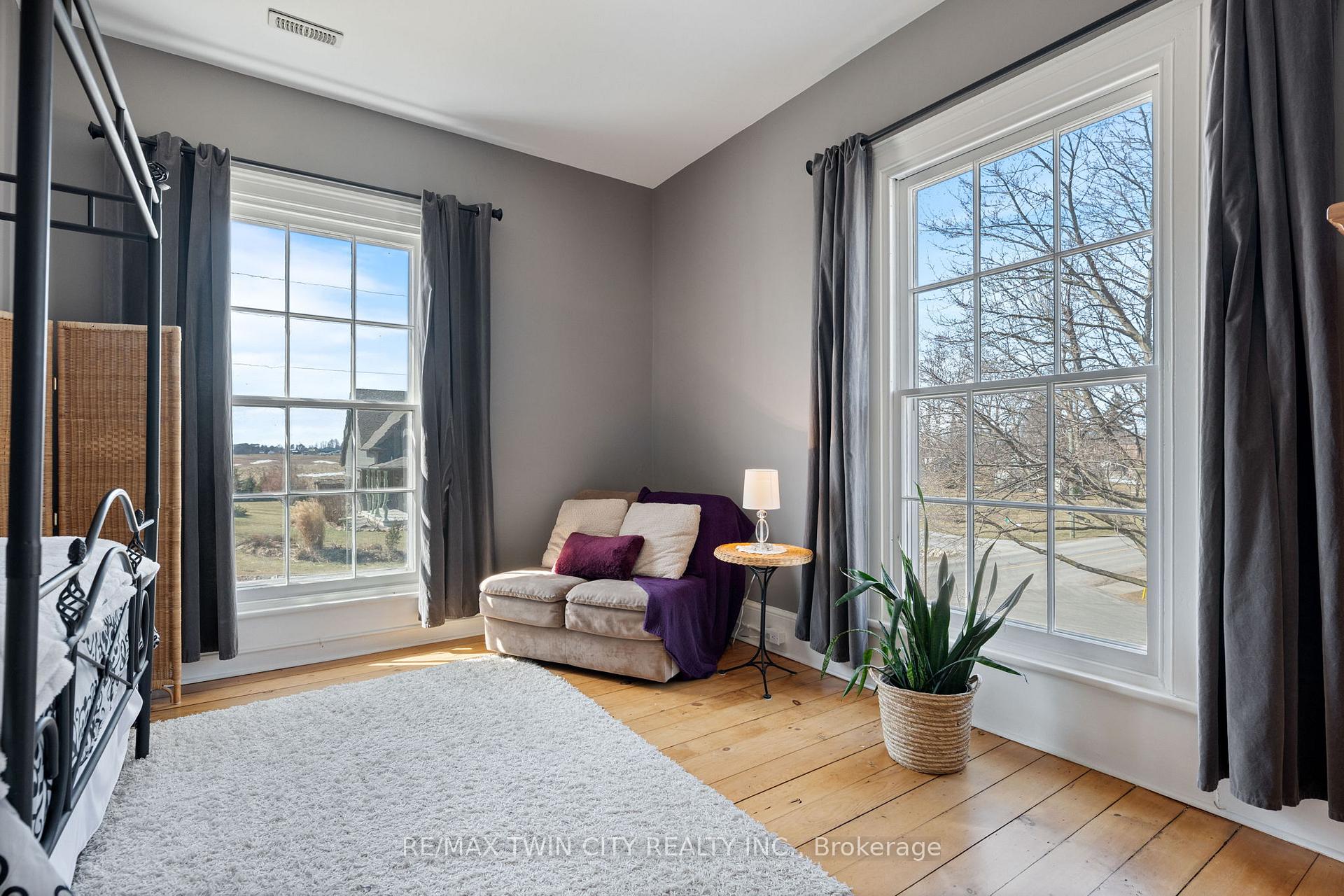 Photo 26 of 4 Murray Street W, Norfolk, Vittoria — HOMEH