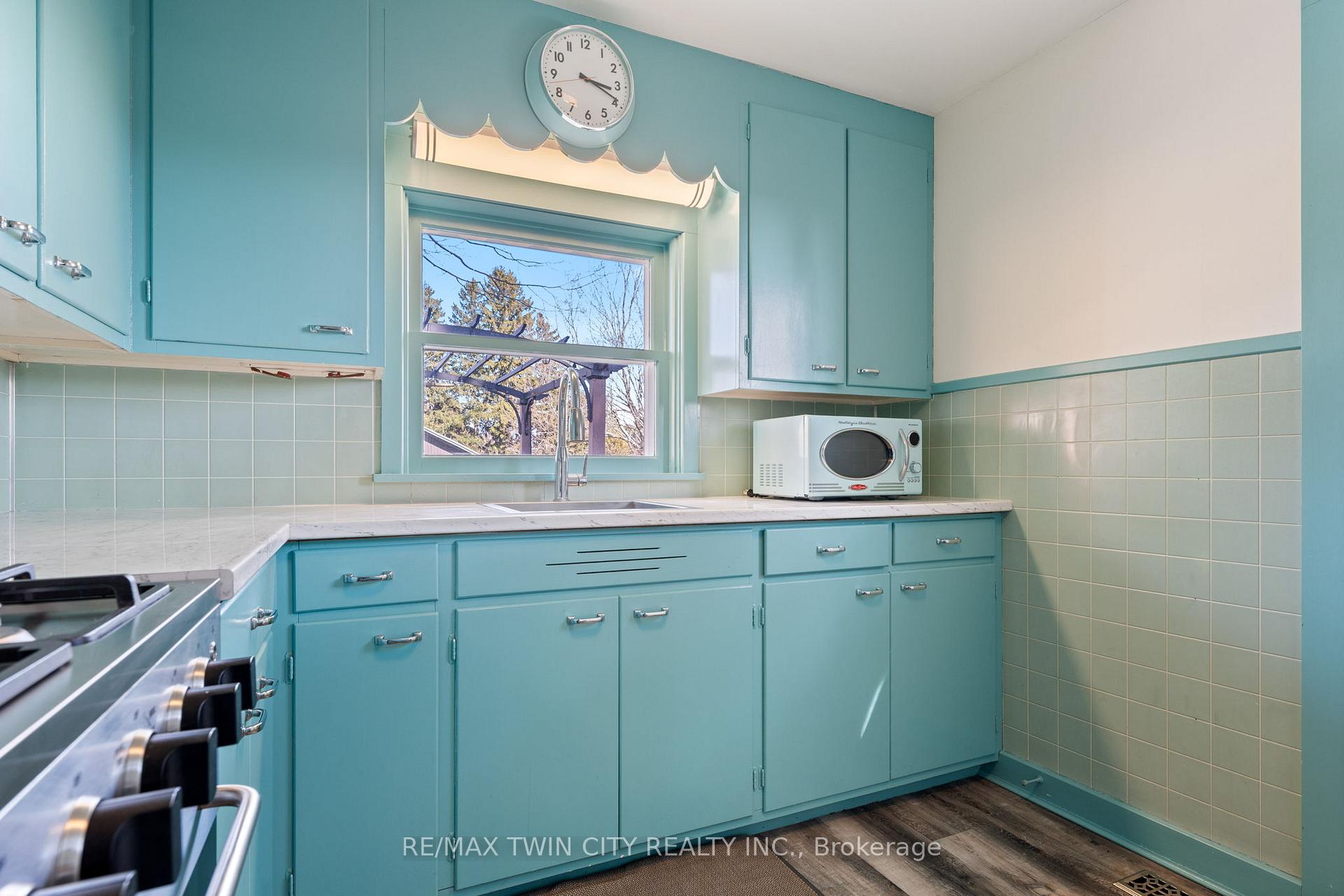 Photo 35 of 4 Murray Street W, Norfolk, Vittoria — HOMEH