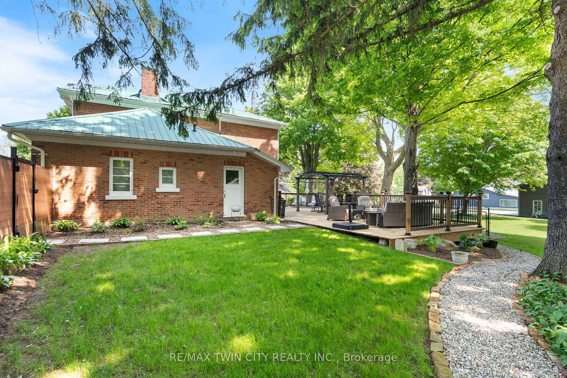 Photo 40 of 4 Murray Street W, Norfolk, Vittoria — HOMEH