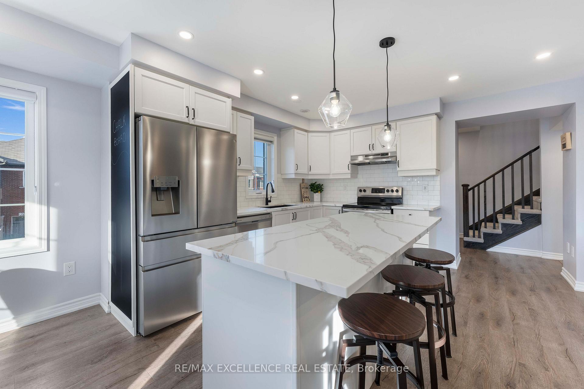 Photo 9 of 898 Ash Gate, Milton, Cobban — HOMEH