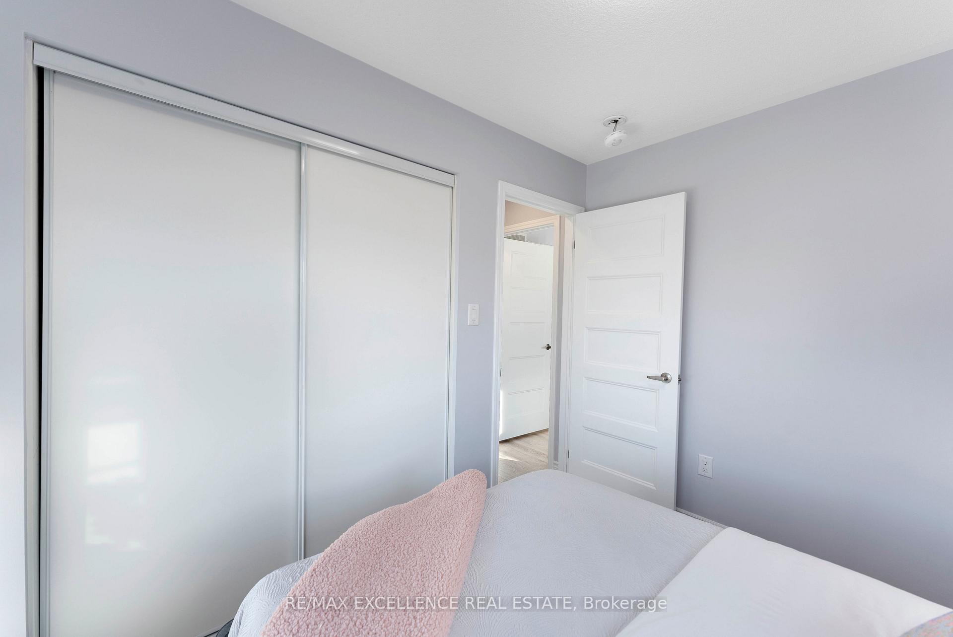 Photo 40 of 898 Ash Gate, Milton, Cobban — HOMEH