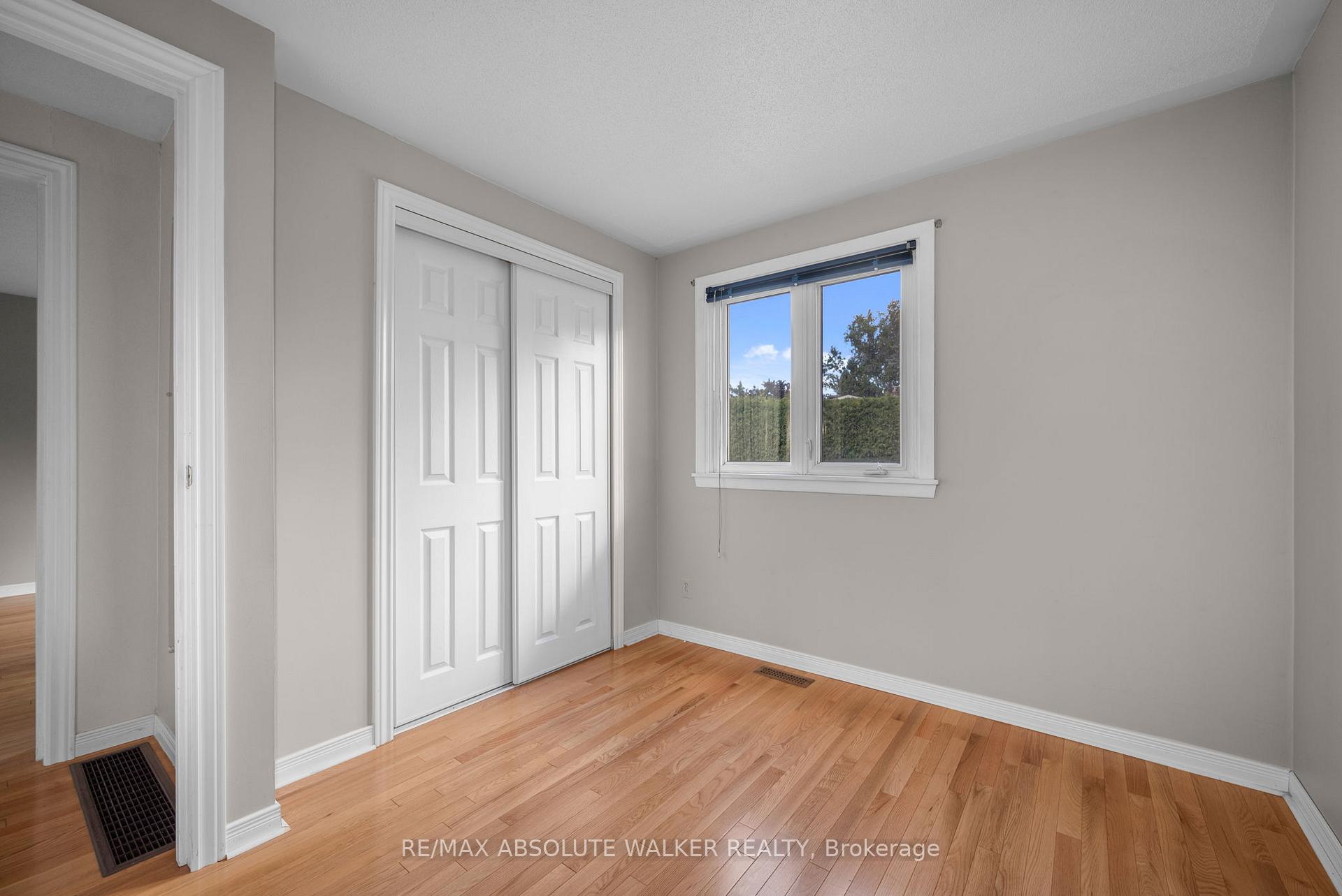 Photo 26 of 365 Amiens Street, Ottawa, Bilberry Creek/Queenswood Heights — HOMEH