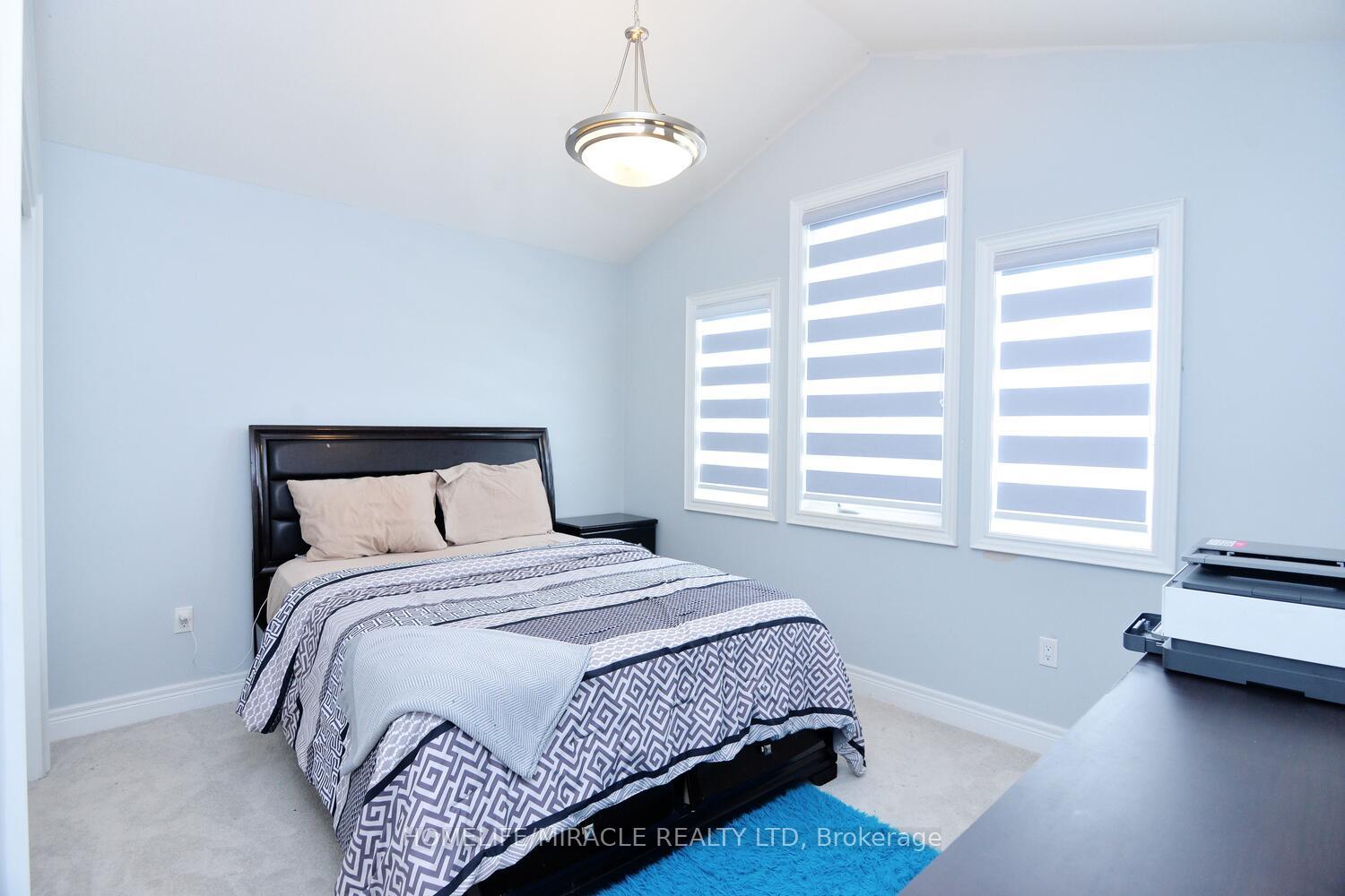 Photo 21 of 18 Swan Avenue E, Pelham, Fonthill — HOMEH