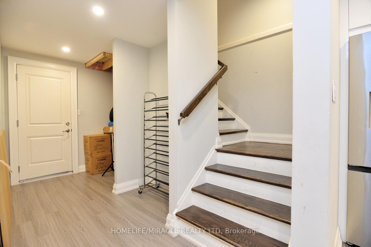 Photo 24 of 18 Swan Avenue E, Pelham, Fonthill — HOMEH