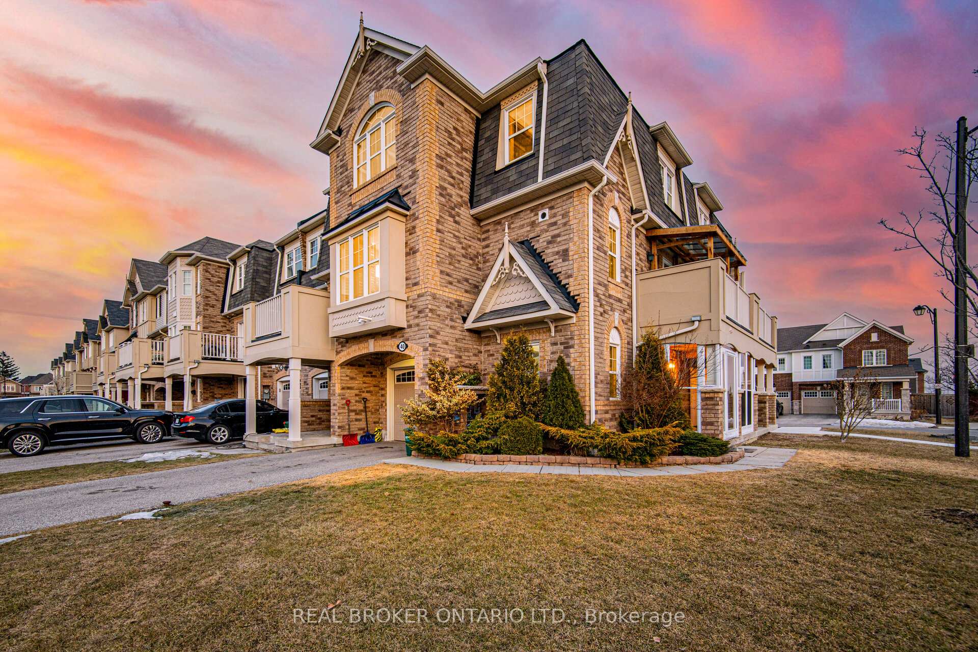 Photo 3 of 40 Suitor Court, Milton, Willmott — HOMEH