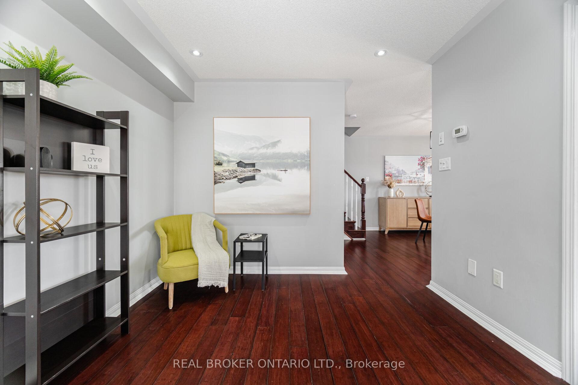 Photo 17 of 40 Suitor Court, Milton, Willmott — HOMEH