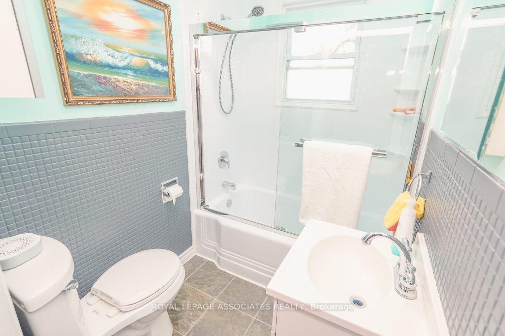 Photo 11 of 11108 Sodom Road, Niagara Falls, Lyons Creek — HOMEH