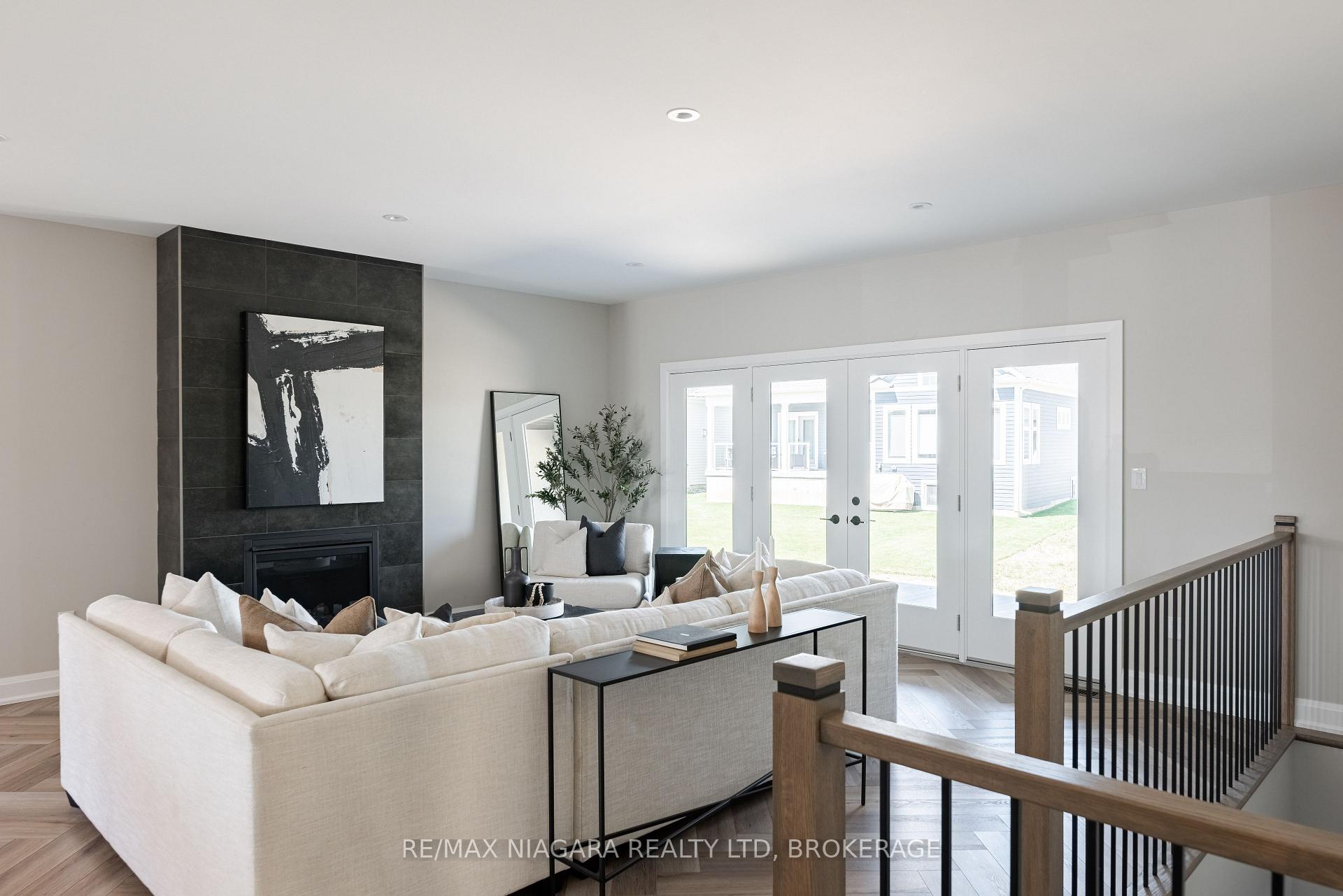 Photo 6 of 1 Stickles Street, Pelham, Fonthill — HOMEH