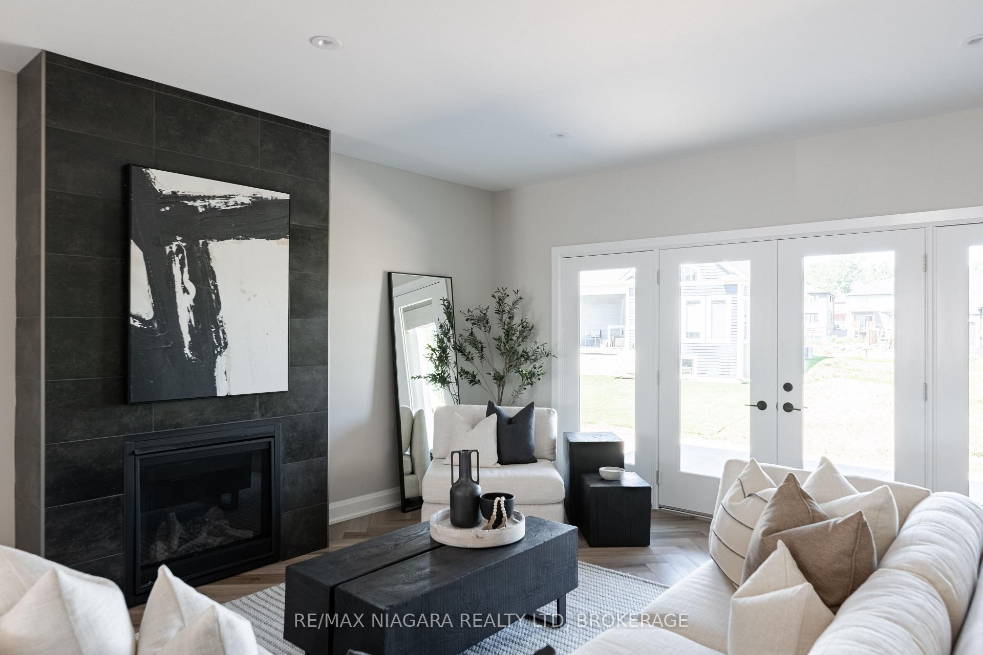 Photo 7 of 1 Stickles Street, Pelham, Fonthill — HOMEH