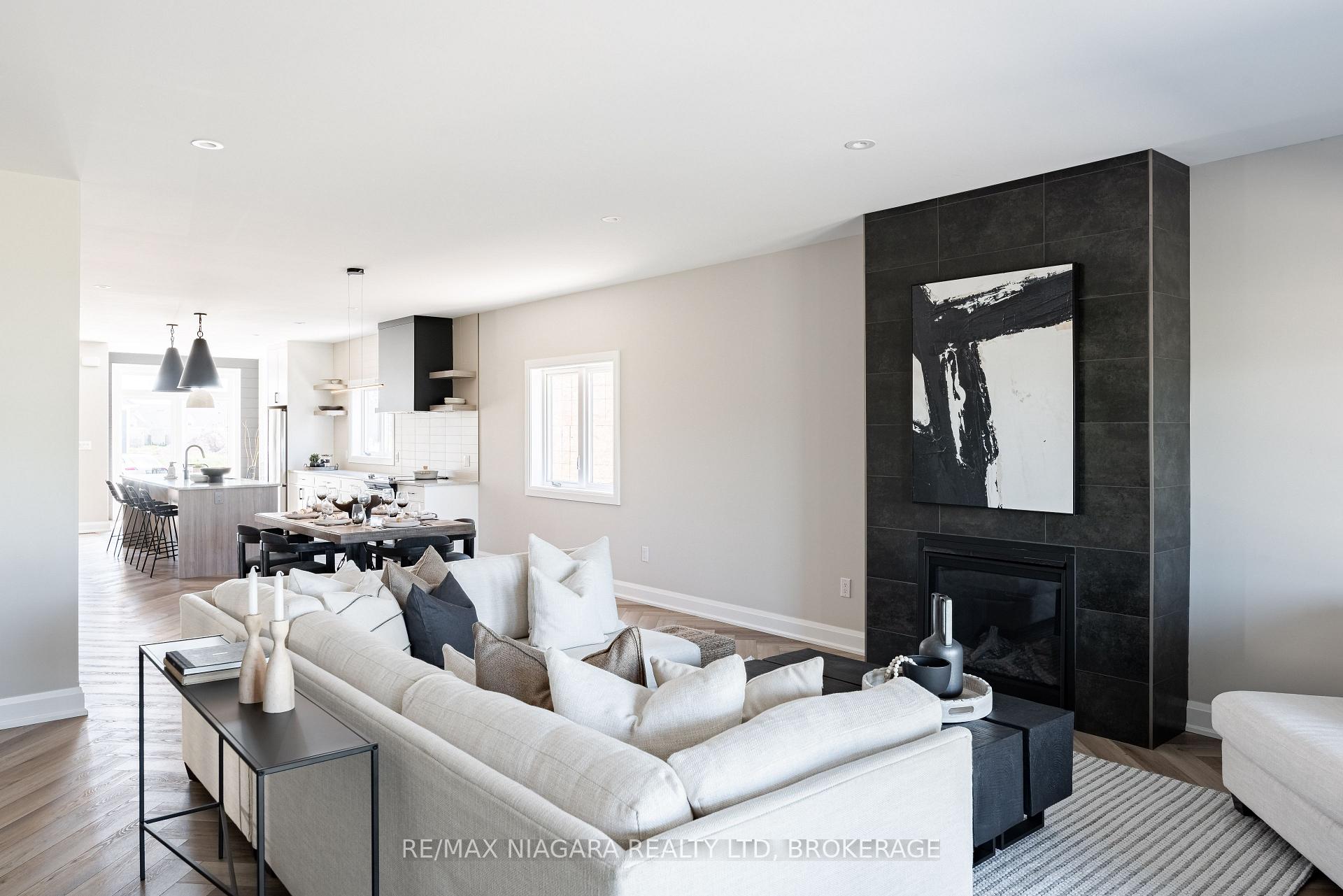Photo 9 of 1 Stickles Street, Pelham, Fonthill — HOMEH