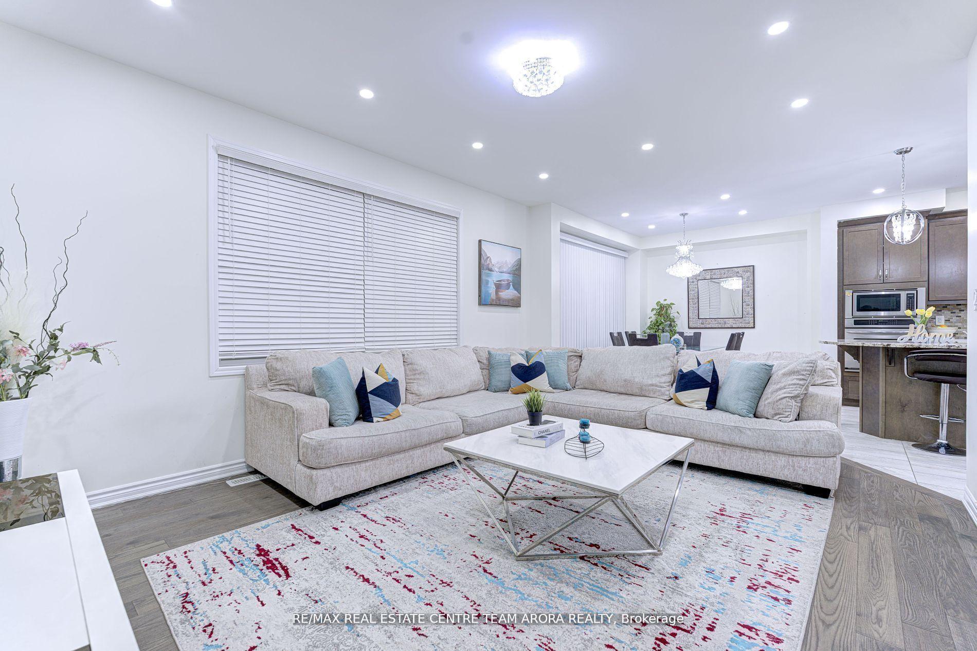 Photo 7 of 1316 Whitney Terrace, Milton, Ford — HOMEH