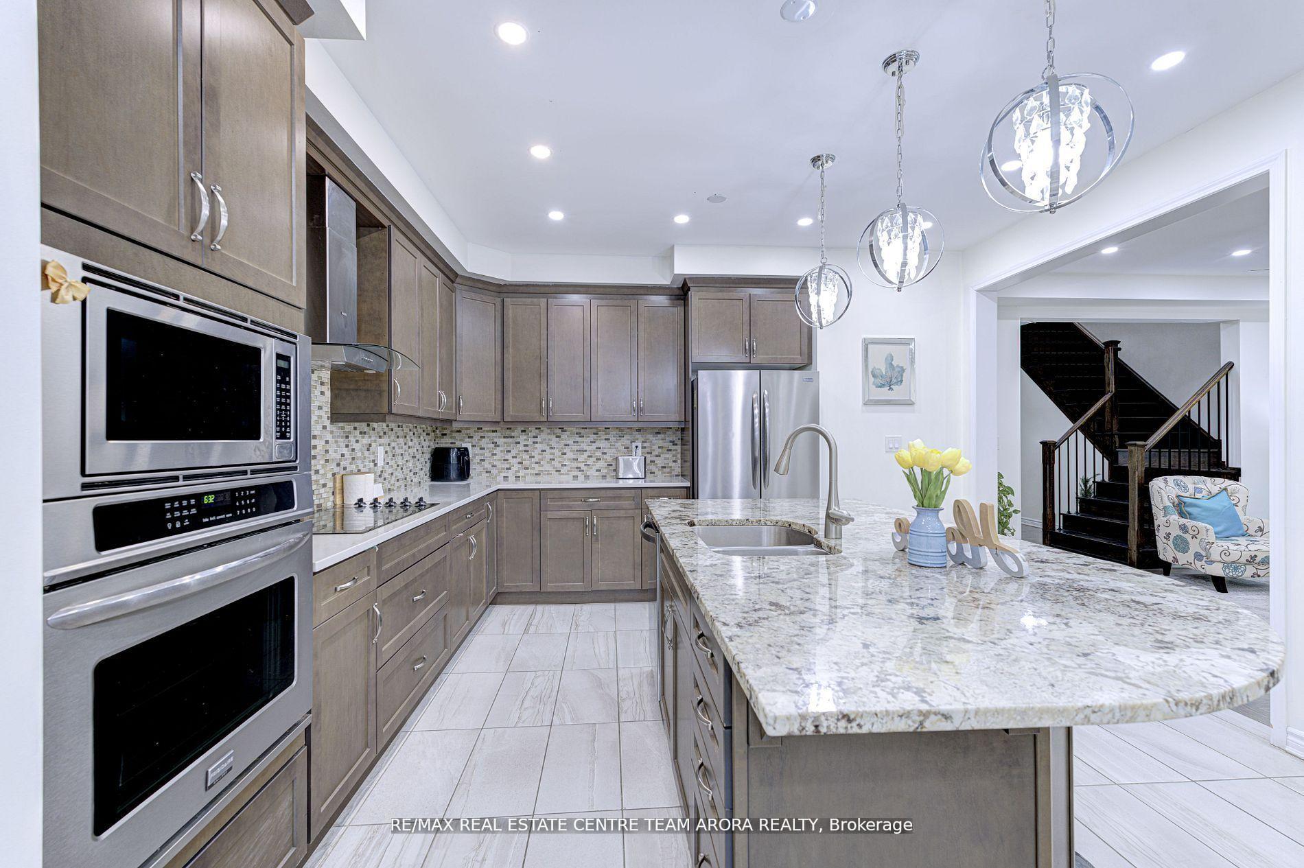 Photo 14 of 1316 Whitney Terrace, Milton, Ford — HOMEH