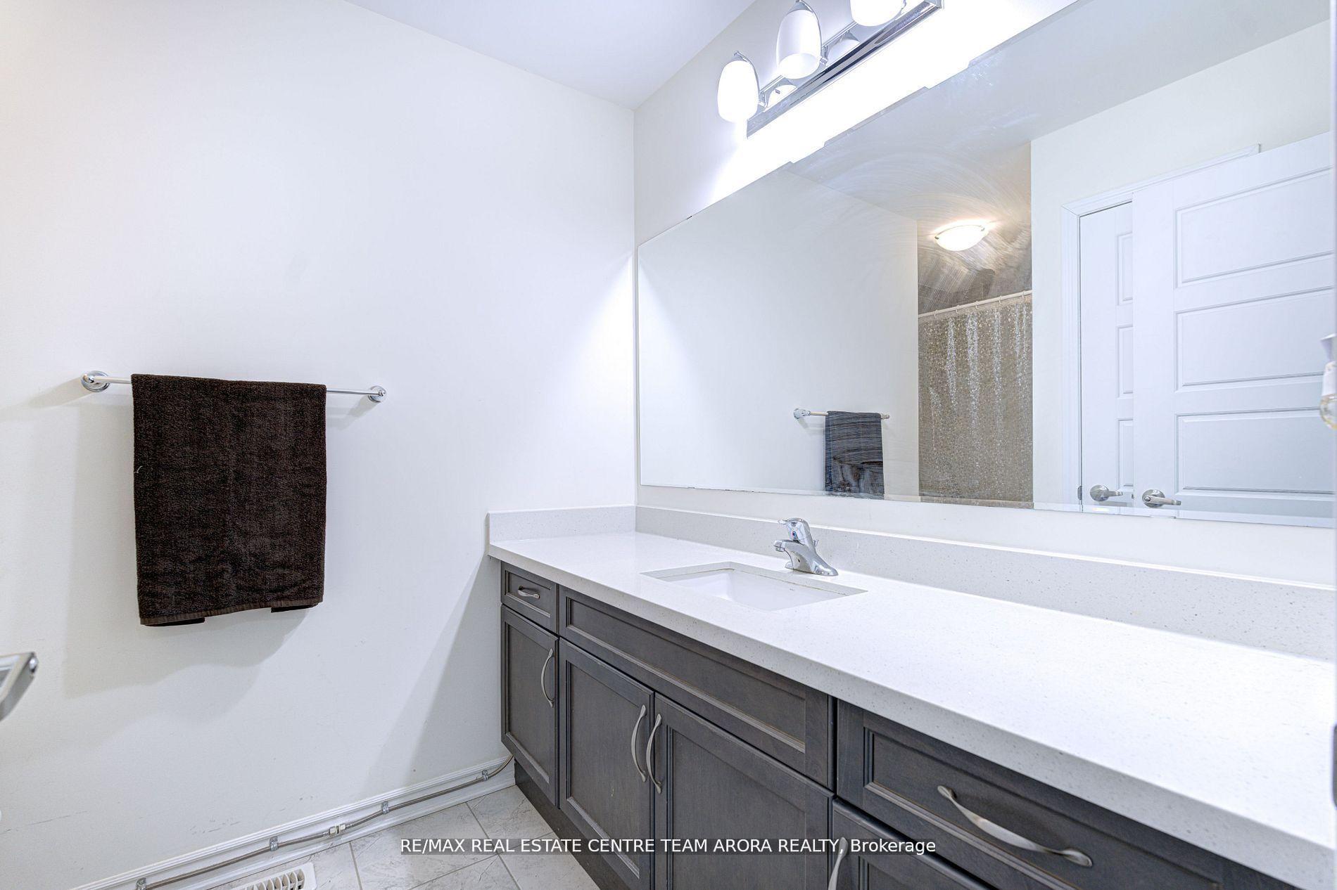 Photo 24 of 1316 Whitney Terrace, Milton, Ford — HOMEH