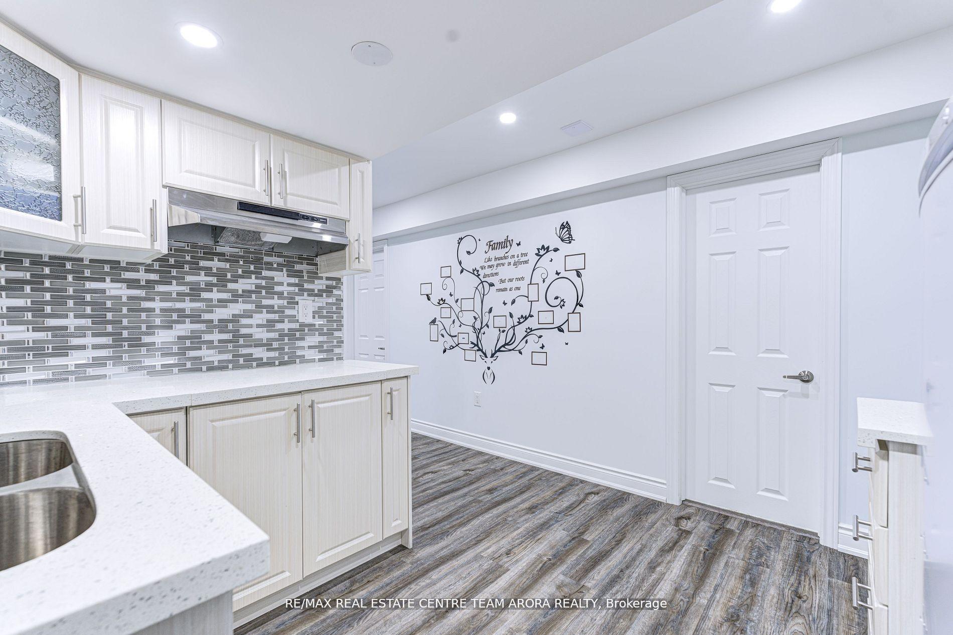 Photo 30 of 1316 Whitney Terrace, Milton, Ford — HOMEH