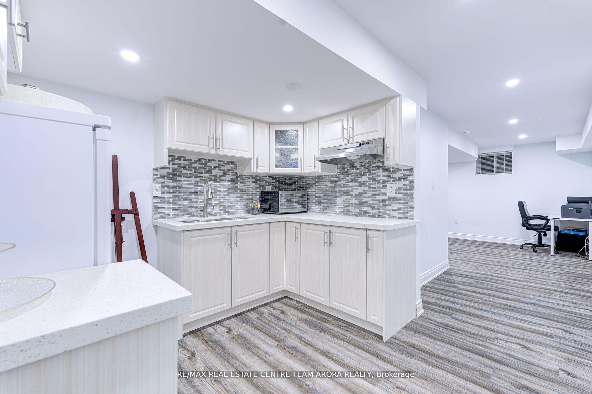 Photo 31 of 1316 Whitney Terrace, Milton, Ford — HOMEH