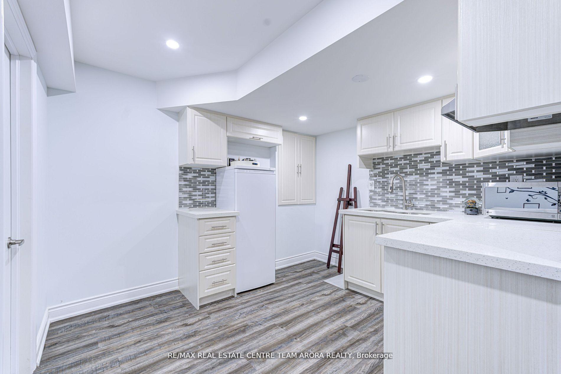 Photo 32 of 1316 Whitney Terrace, Milton, Ford — HOMEH