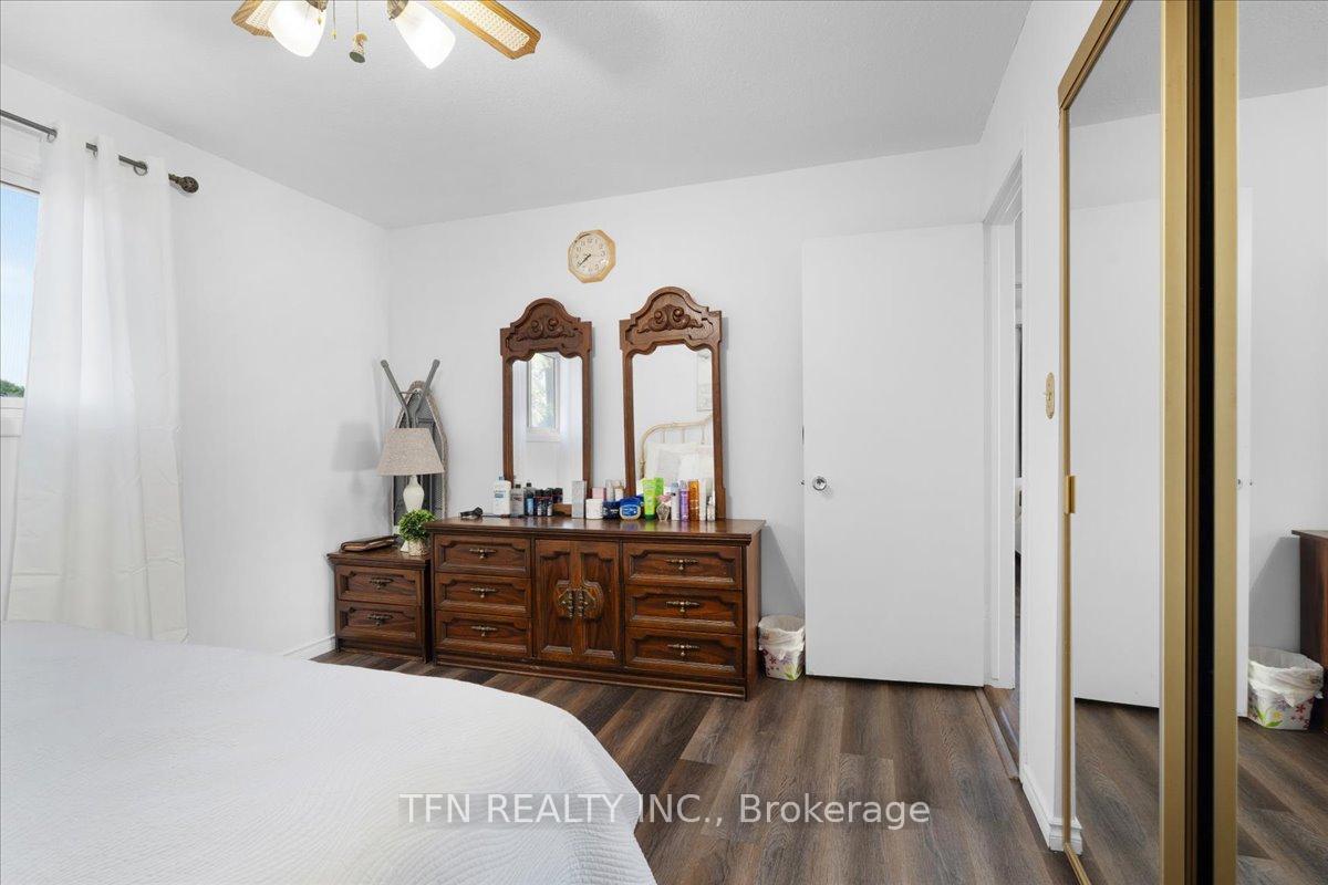 Photo 14 of 6440 Pitton Road, Niagara Falls, West Wood — HOMEH