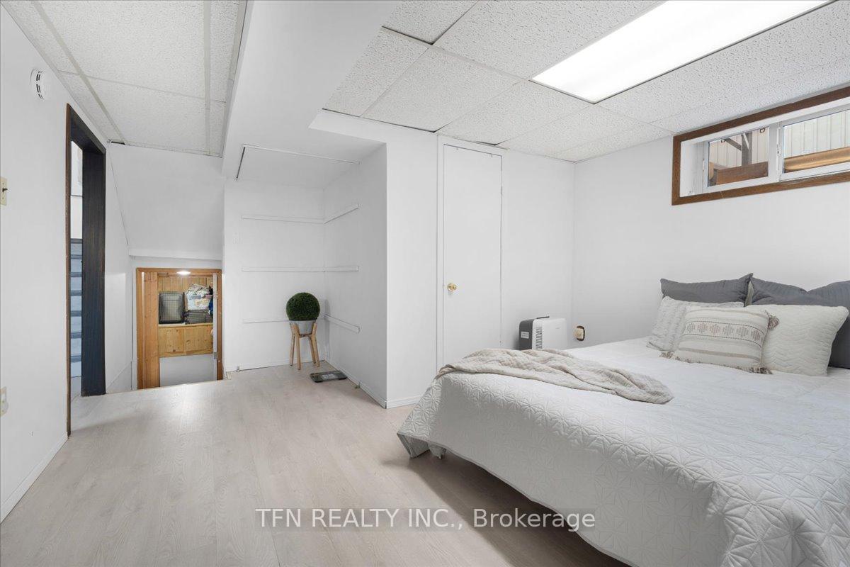 Photo 22 of 6440 Pitton Road, Niagara Falls, West Wood — HOMEH