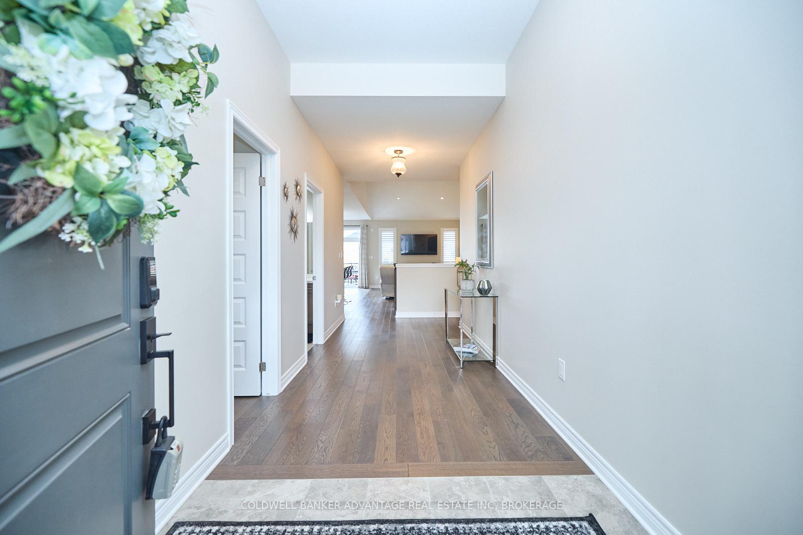 Photo 4 of 76 Bergenstein Crescent, Pelham, Fonthill — HOMEH