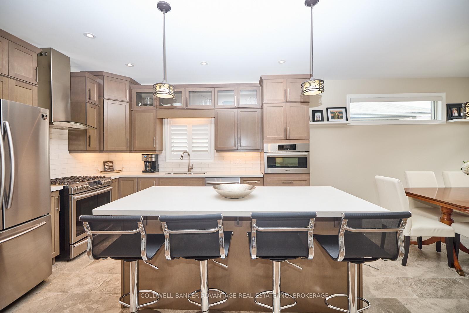 Photo 12 of 76 Bergenstein Crescent, Pelham, Fonthill — HOMEH