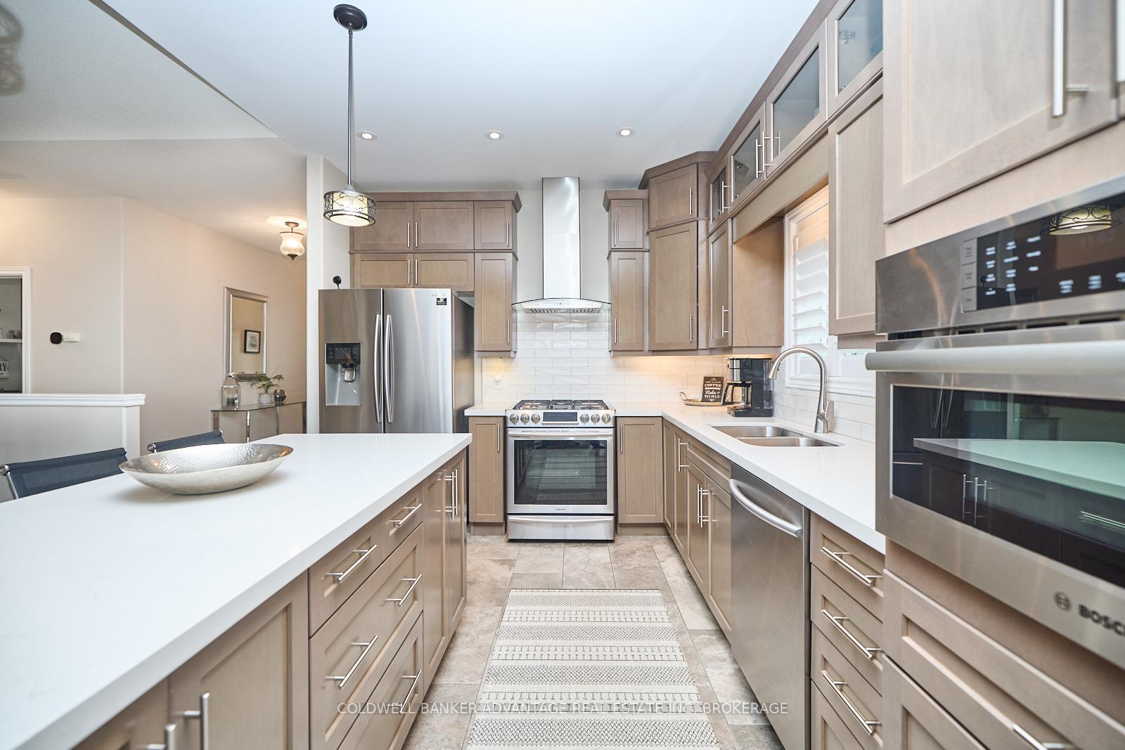Photo 13 of 76 Bergenstein Crescent, Pelham, Fonthill — HOMEH