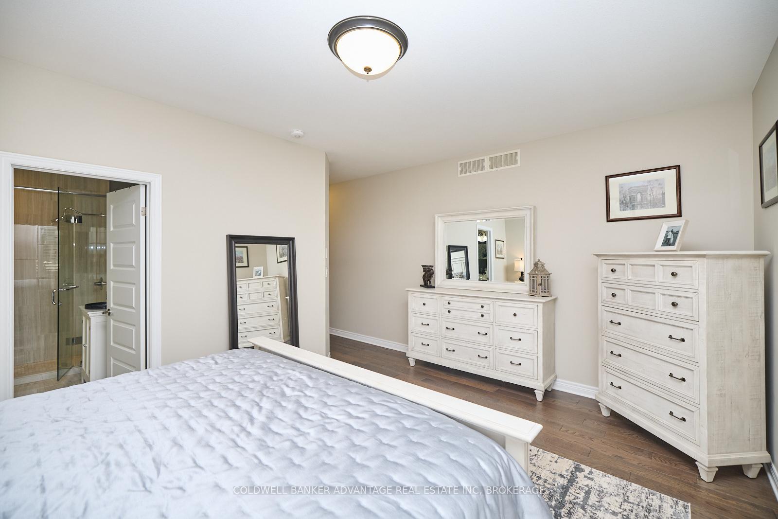 Photo 16 of 76 Bergenstein Crescent, Pelham, Fonthill — HOMEH