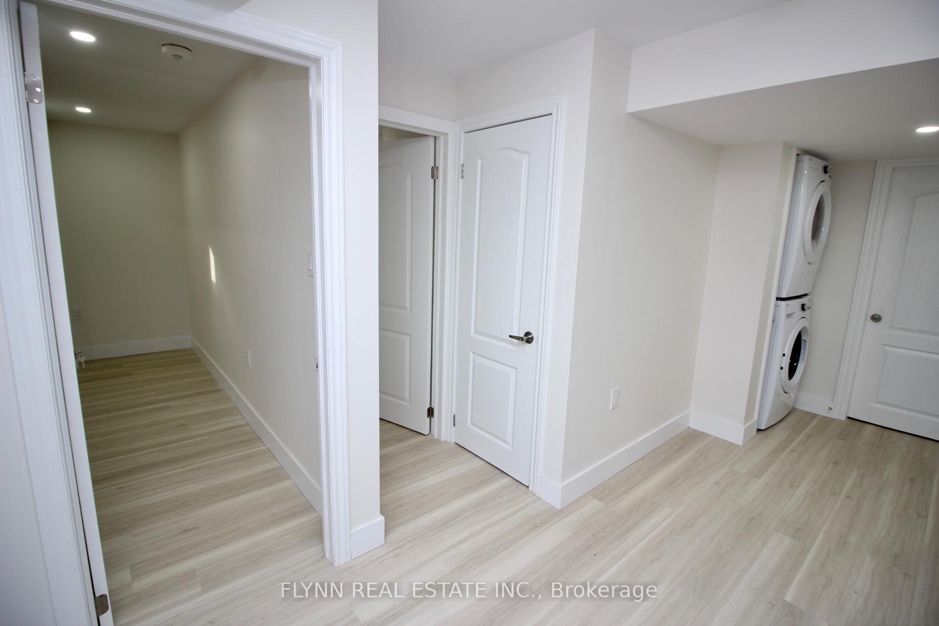 Photo 2 of Unit 2, 7779 Buckeye Crescent, Niagara Falls, Brown — HOMEH