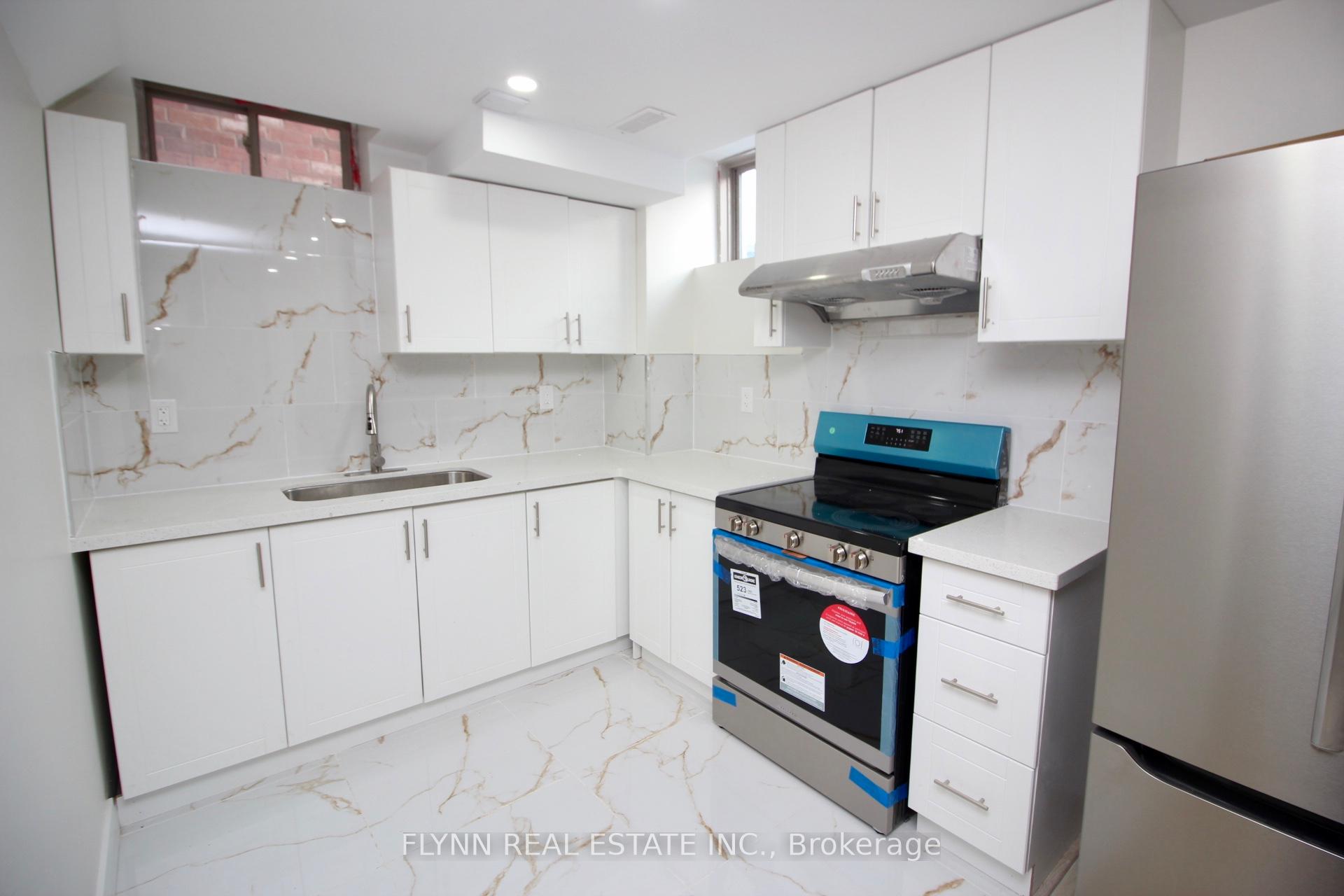 Photo 4 of Unit 2, 7779 Buckeye Crescent, Niagara Falls, Brown — HOMEH