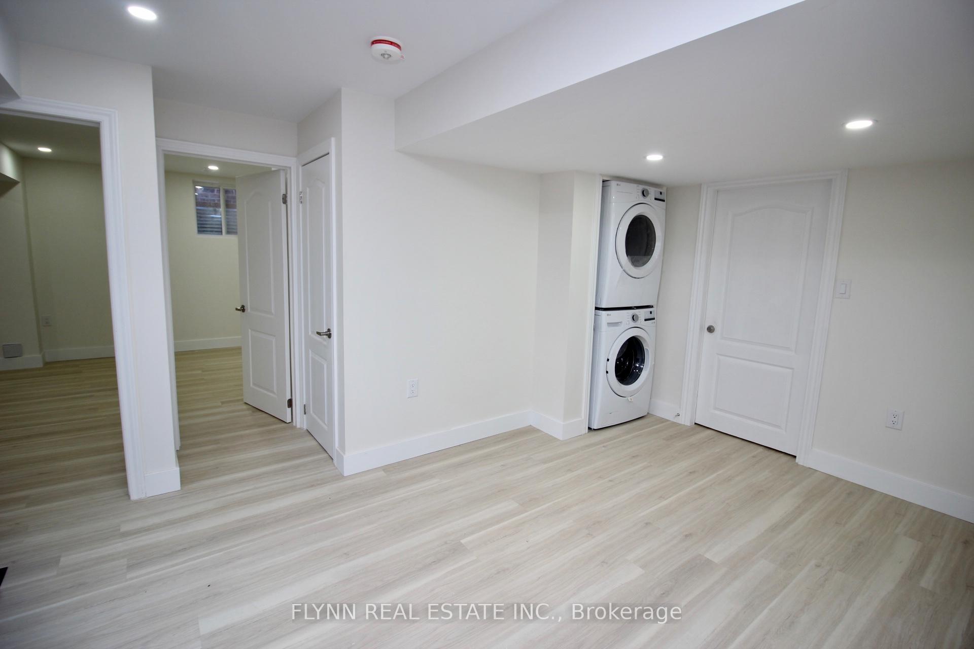 Photo 5 of Unit 2, 7779 Buckeye Crescent, Niagara Falls, Brown — HOMEH