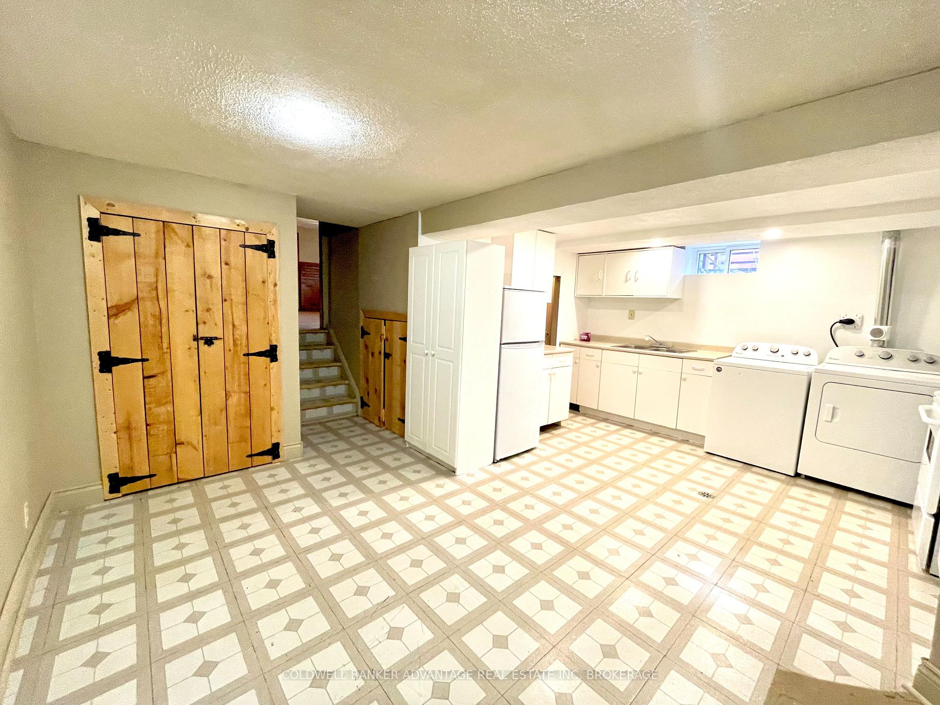 Photo 11 of 6631 Dawson Street, Niagara Falls, Morrison — HOMEH