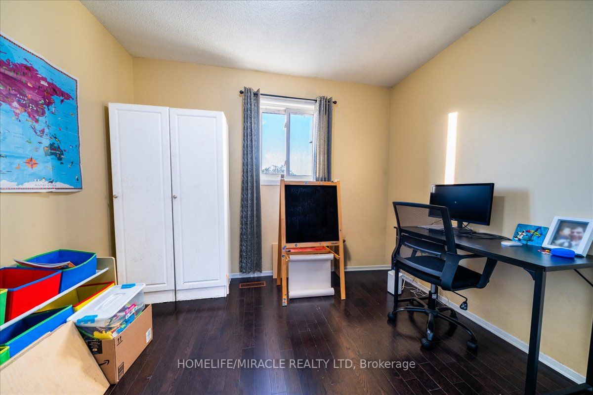 Photo 30 of 613 Galloway Crescent, Mississauga, Creditview — HOMEH