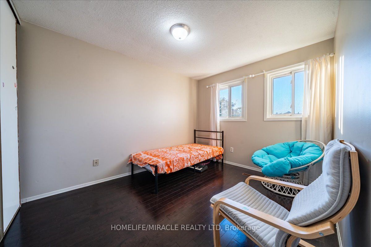 Photo 28 of 613 Galloway Crescent, Mississauga, Creditview — HOMEH
