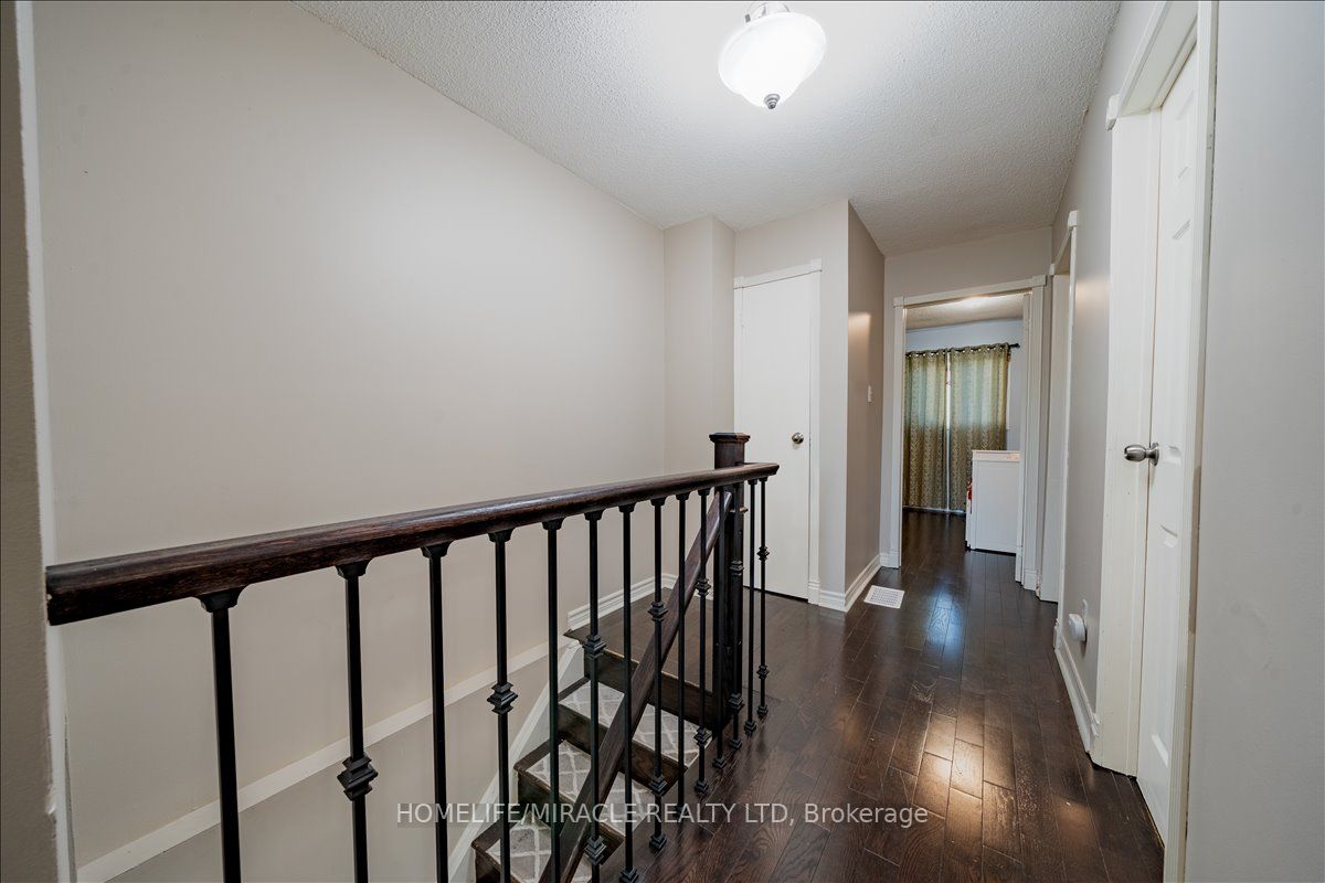 Photo 21 of 613 Galloway Crescent, Mississauga, Creditview — HOMEH