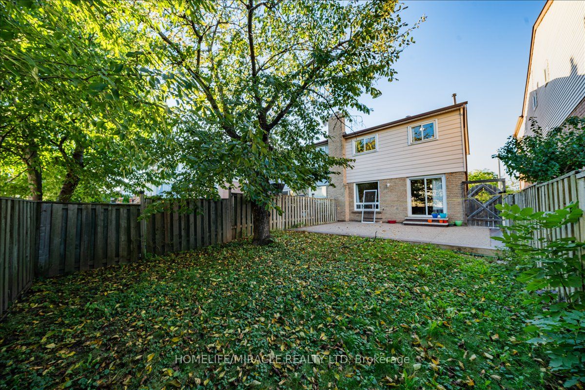 Photo 6 of 613 Galloway Crescent, Mississauga, Creditview — HOMEH