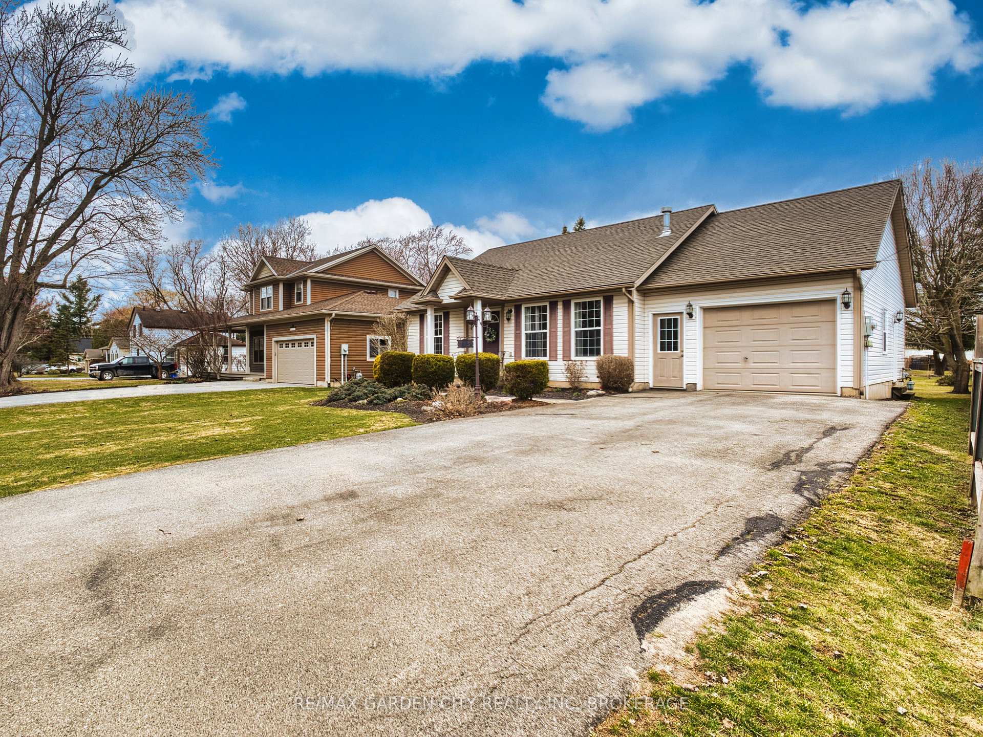 Photo 2 of 785 Foss Road, Pelham, Fenwick — HOMEH