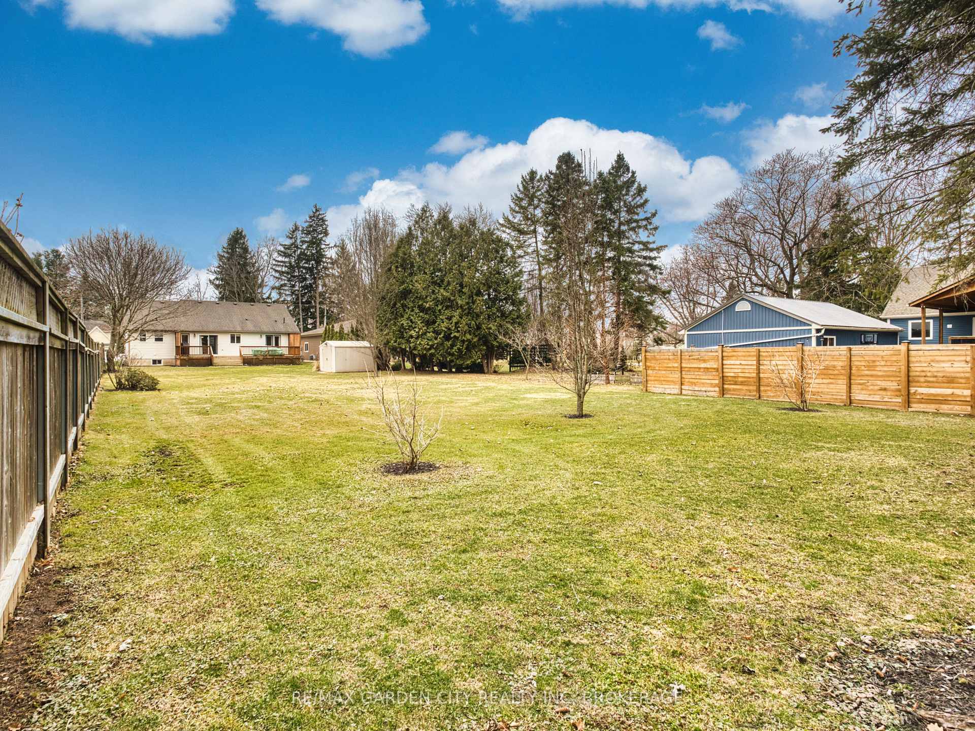 Photo 11 of 785 Foss Road, Pelham, Fenwick — HOMEH