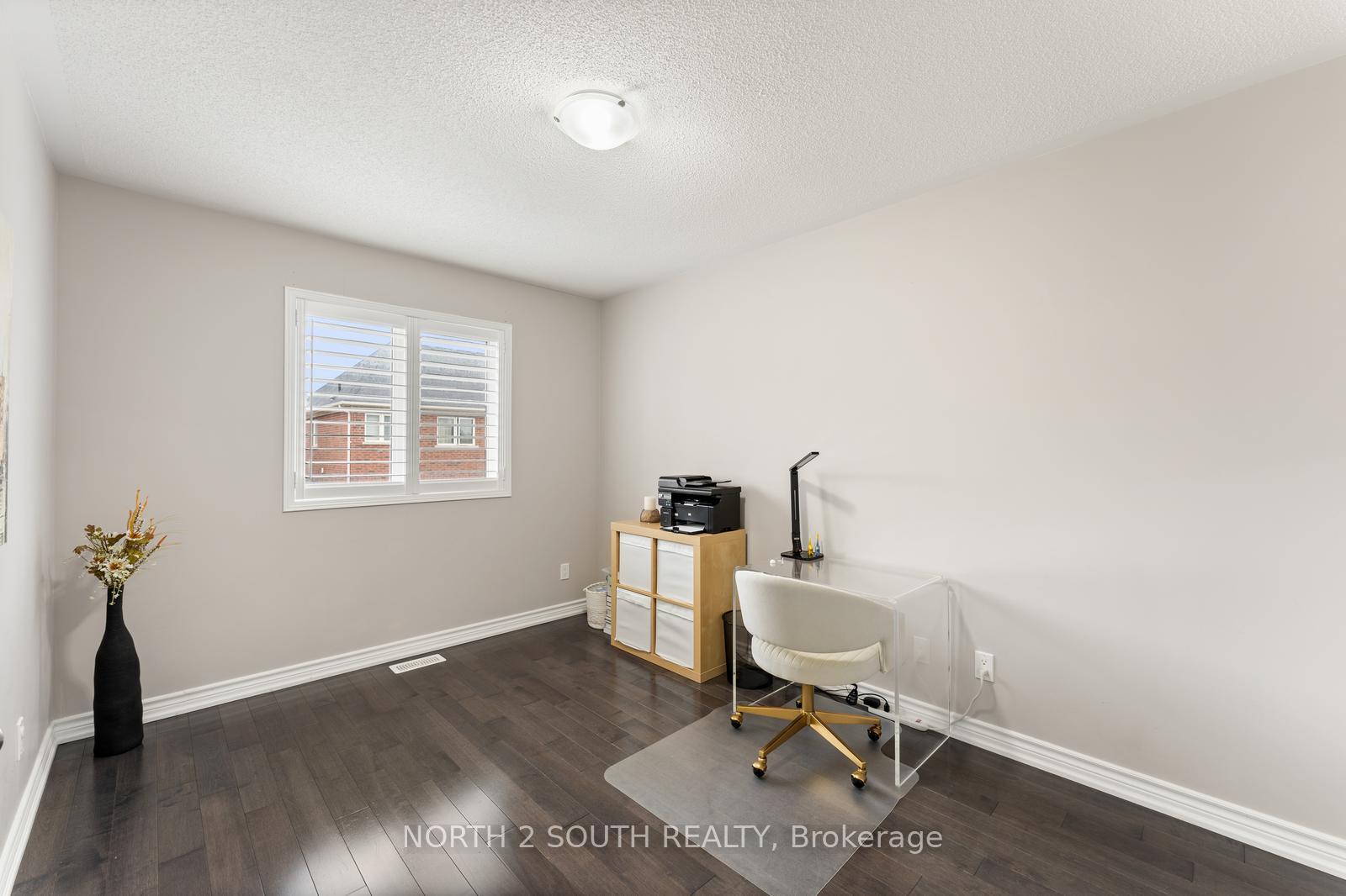 Photo 18 of 722 Farmstead Drive, Milton, Willmott — HOMEH