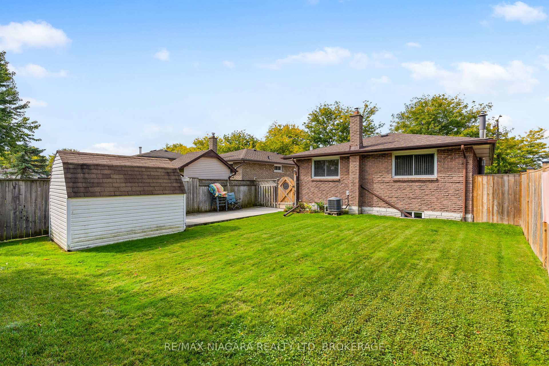 Photo 23 of 7402 Sunhaven Drive, Niagara Falls, Marineland — HOMEH