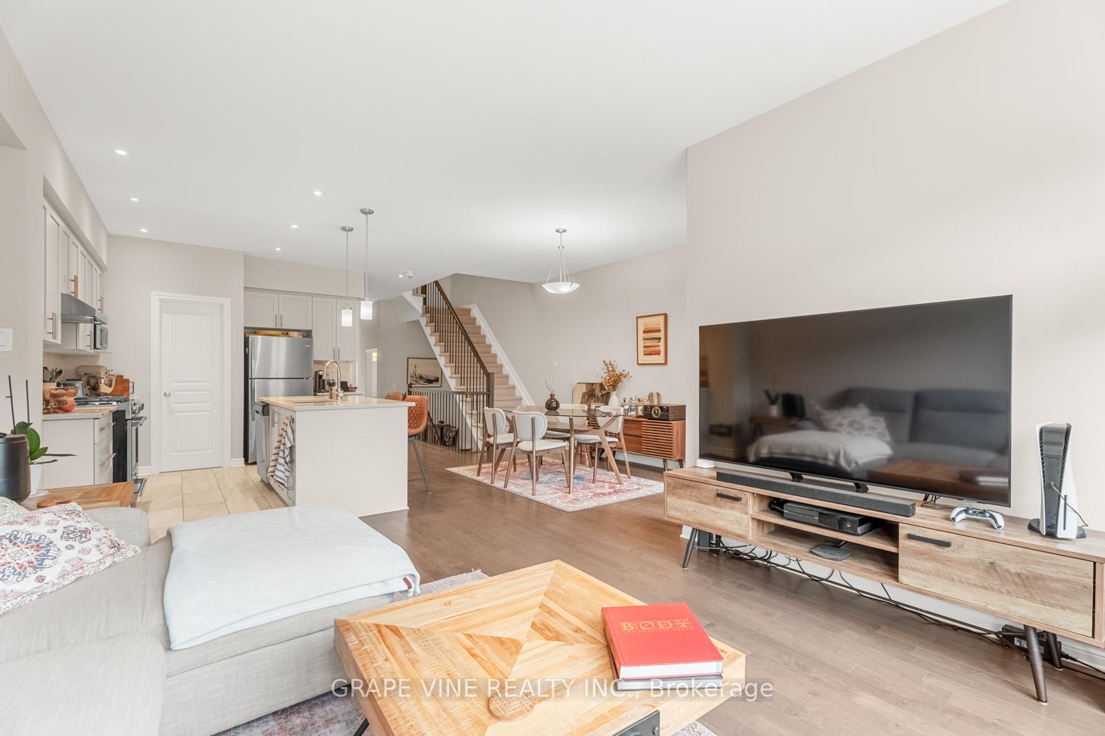 Photo 15 of 261 Shinleaf Crescent, Ottawa, Mer Bleue/Bradley Estates/Anderson Park — HOMEH