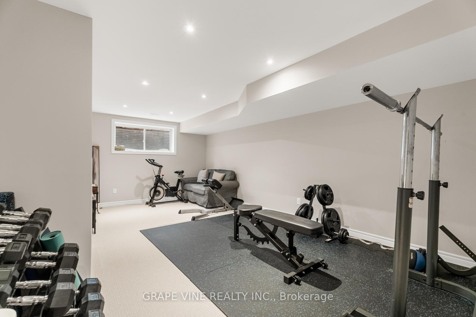 Photo 25 of 261 Shinleaf Crescent, Ottawa, Mer Bleue/Bradley Estates/Anderson Park — HOMEH