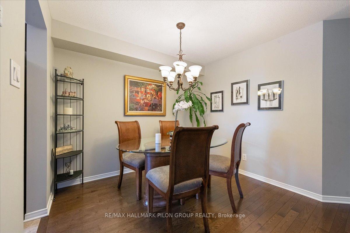 Photo 10 of 327 Saddleridge Drive, Ottawa, Mer Bleue/Bradley Estates/Anderson Park — HOMEH