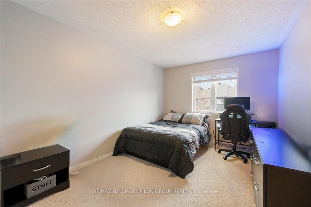 Photo 16 of 327 Saddleridge Drive, Ottawa, Mer Bleue/Bradley Estates/Anderson Park — HOMEH