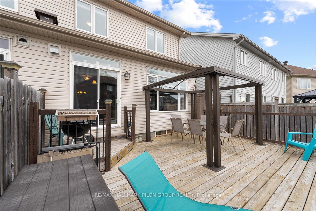 Photo 24 of 327 Saddleridge Drive, Ottawa, Mer Bleue/Bradley Estates/Anderson Park — HOMEH