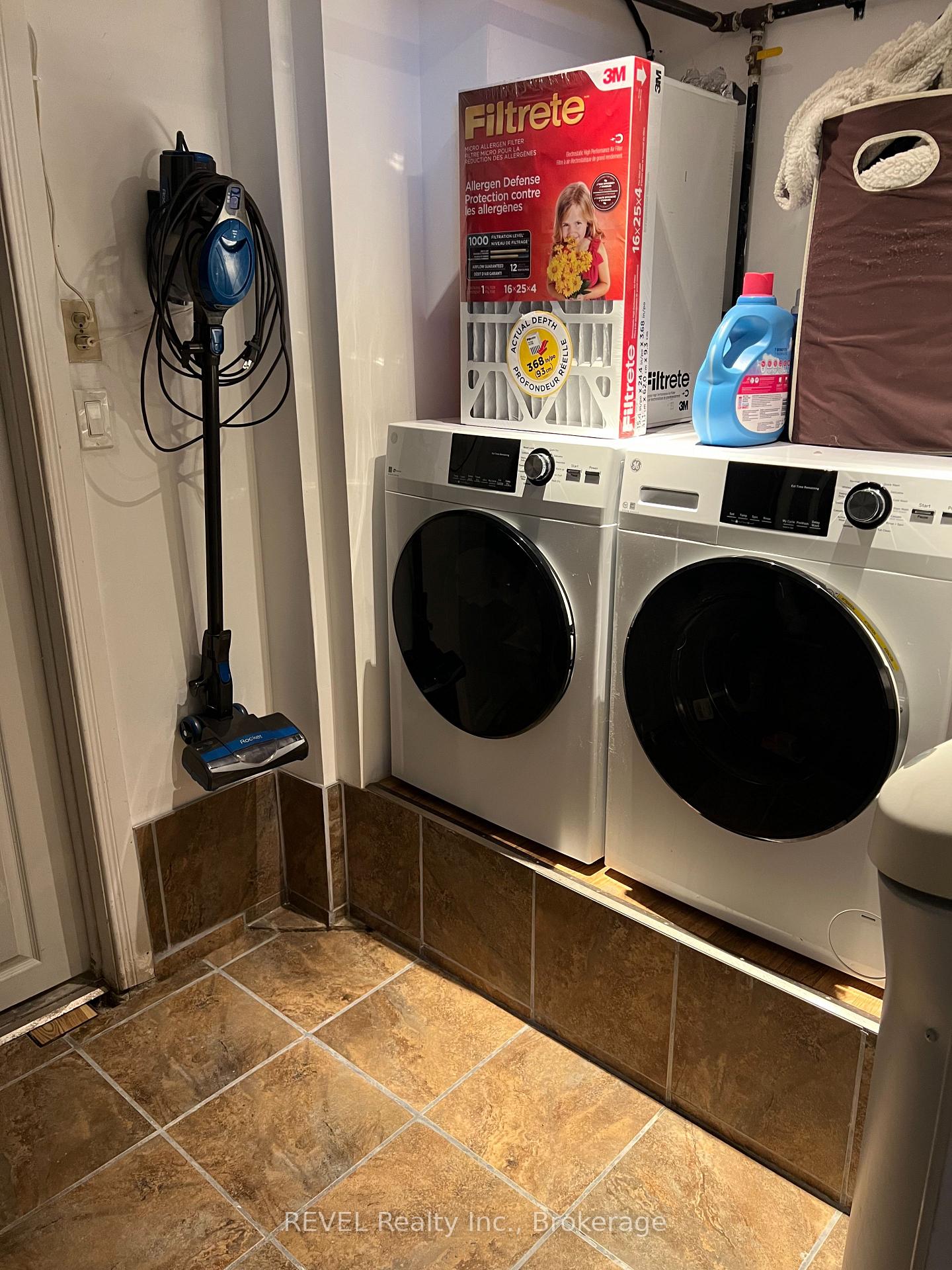Photo 18 of Unit Lower, 6495 Pitton Road, Niagara Falls, West Wood — HOMEH