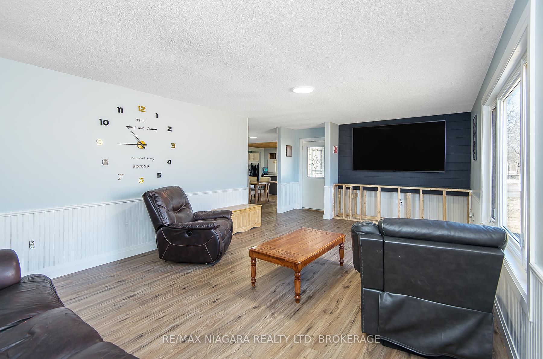 Photo 14 of 4530 Marshall Road, Niagara Falls, Lyons Creek — HOMEH